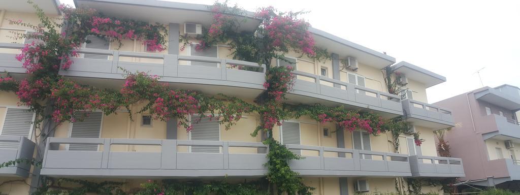 Michel Apartments Amoudara Lasithiou 外观 照片